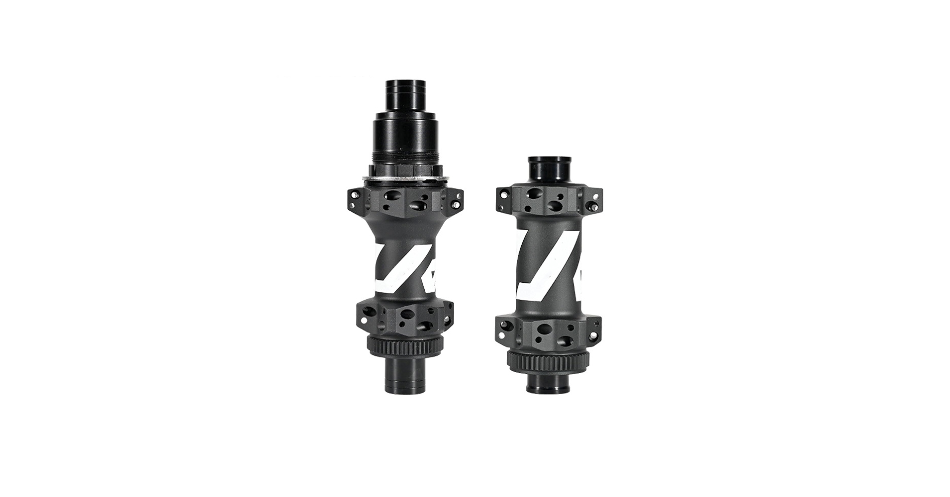 Amazon.co.jp: バイク スルーアクスル ブースト ハブ、24 穴 HG